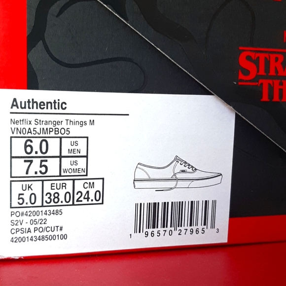 Vans X Stranger Things "Sufer Boy" Authentic *NWT* - Picture 15 of 16